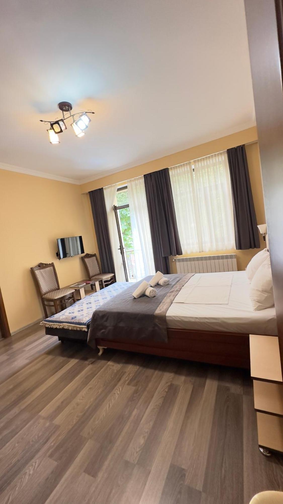 Yaffle Inn Shaki Boutique Hotel Şǝki Bagian luar foto