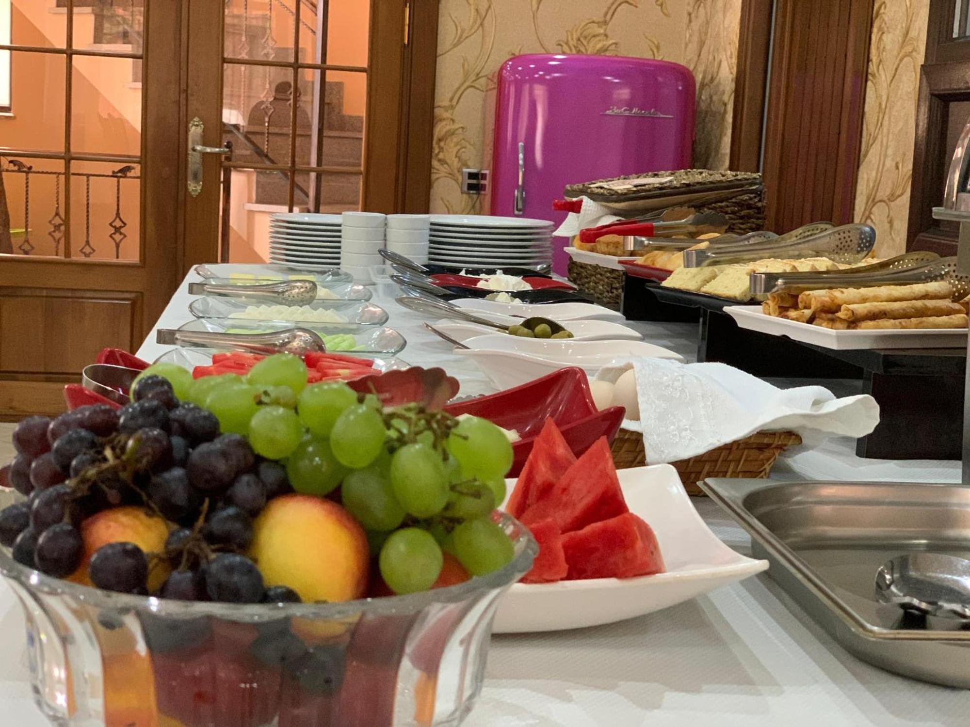 Yaffle Inn Shaki Boutique Hotel Şǝki Bagian luar foto