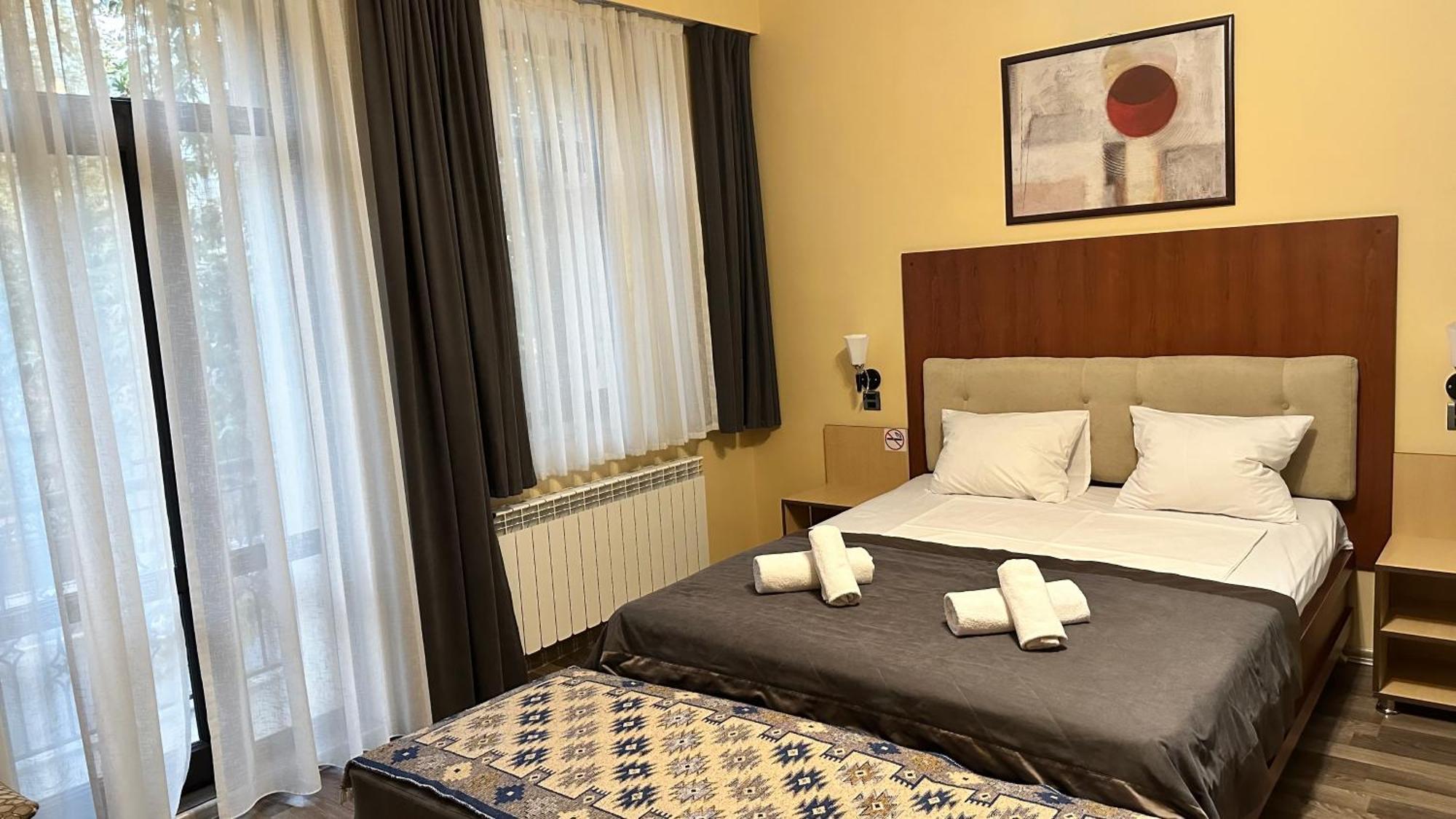 Yaffle Inn Shaki Boutique Hotel Şǝki Bagian luar foto